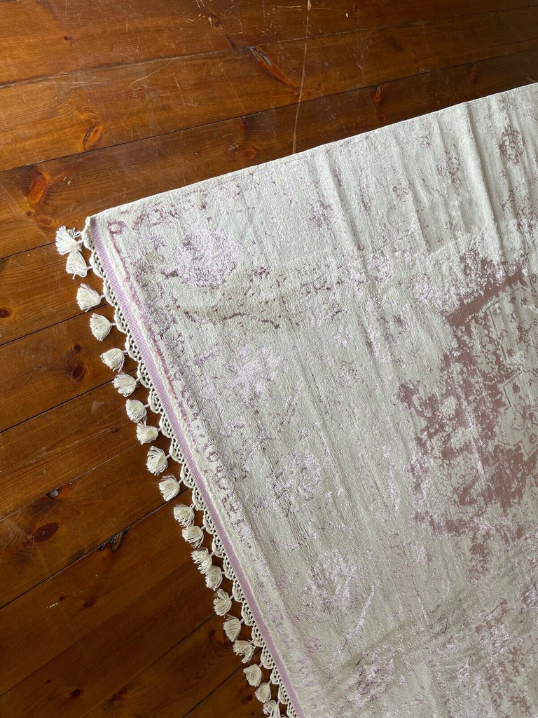 Unused Katherine Carnaby Vintage Pink rug 200cm by 290cm rrp £1600