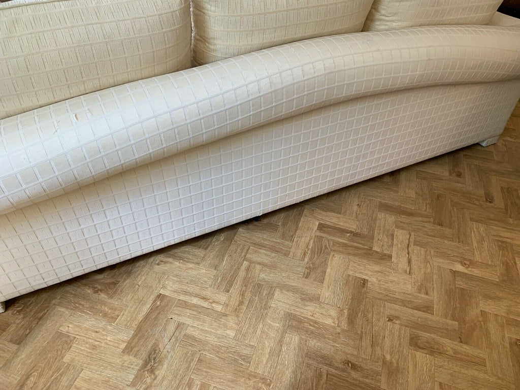 HUGE Country house Chesterfield 5 seater sofa TOP QUALITY 266cm 2 available