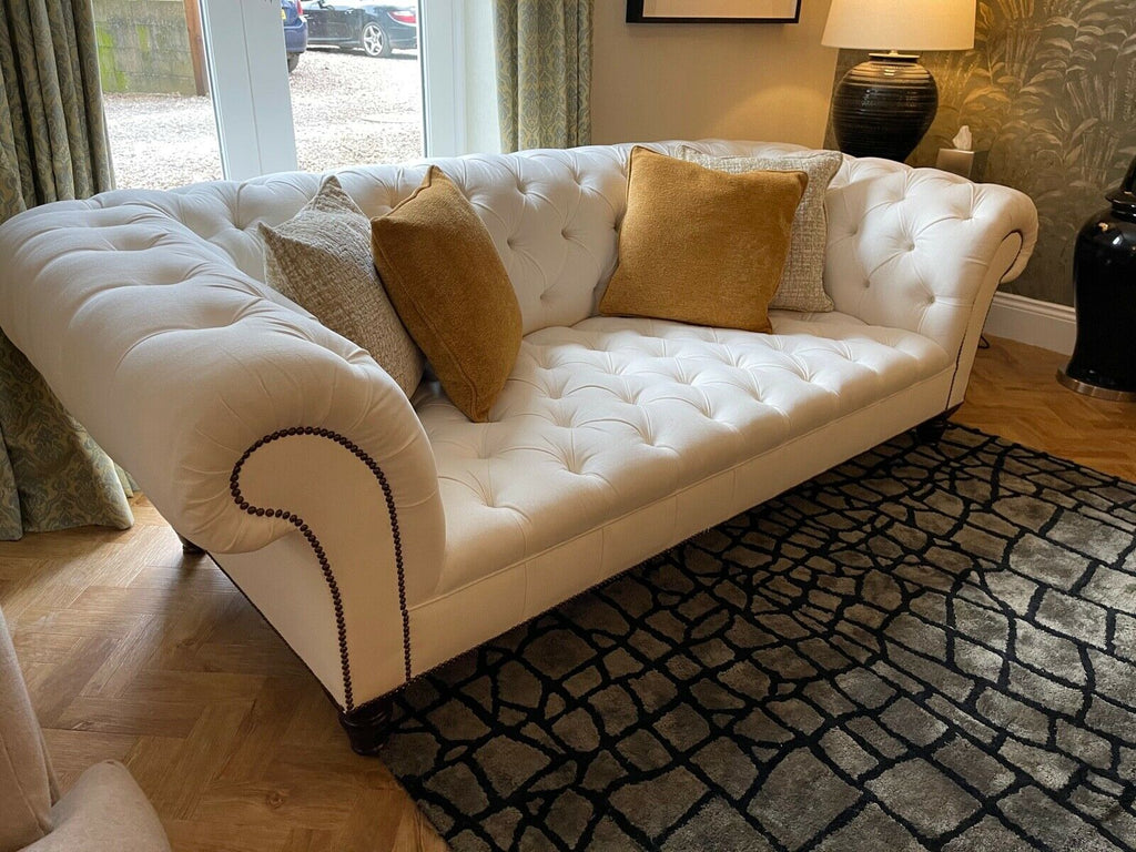 Ex Display George Smith Chesterfield buttoned sofa settee rrp £12000