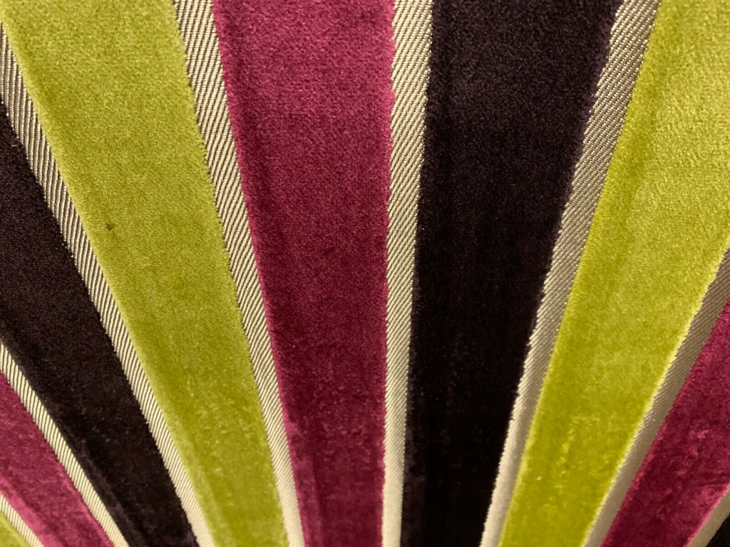 Duresta Trafalgar 2 seater knoll drop arm sofa Velvet Stripe fabric rrp £6360