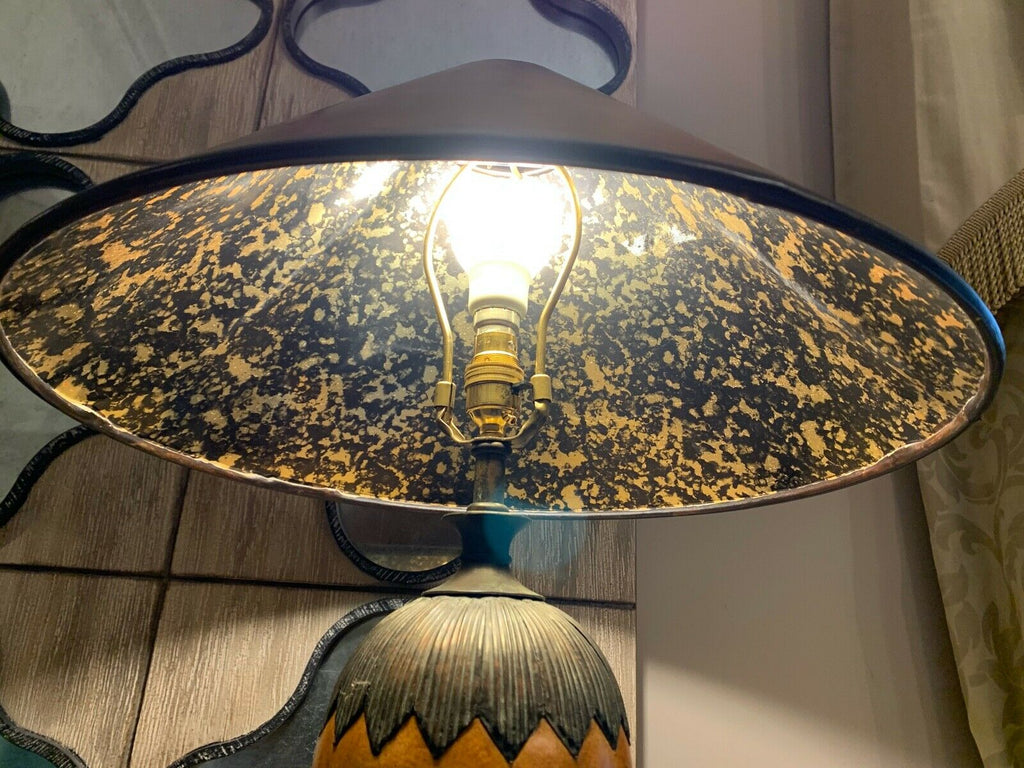 Impressive Maitland Smith Large table lamp, leather and metallic shade