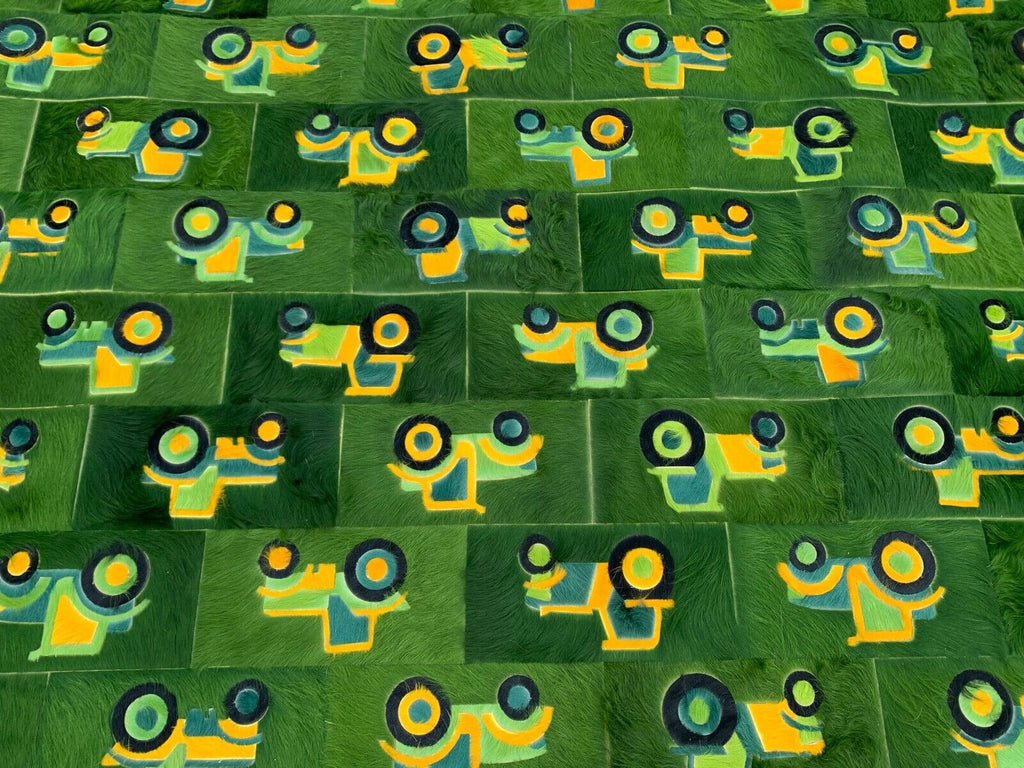 Amazing Kyle Bunting Fur hide Tractor rug cost £18,000,