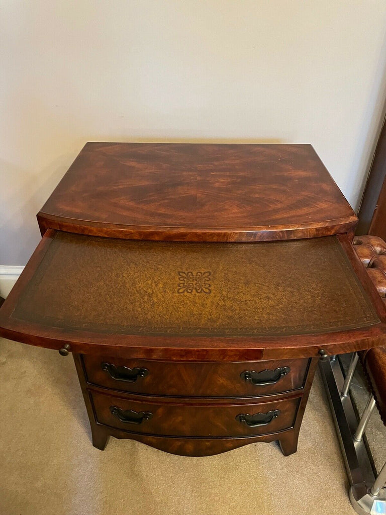 Spectacular Theodore Alexander large bedside  lamp chest of drawers rrp £3200