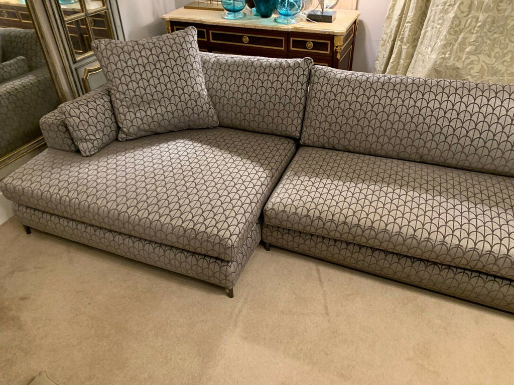 Ex Showhome Minotti Italian taupe/ mauve corer sofa settee rrp £15,500