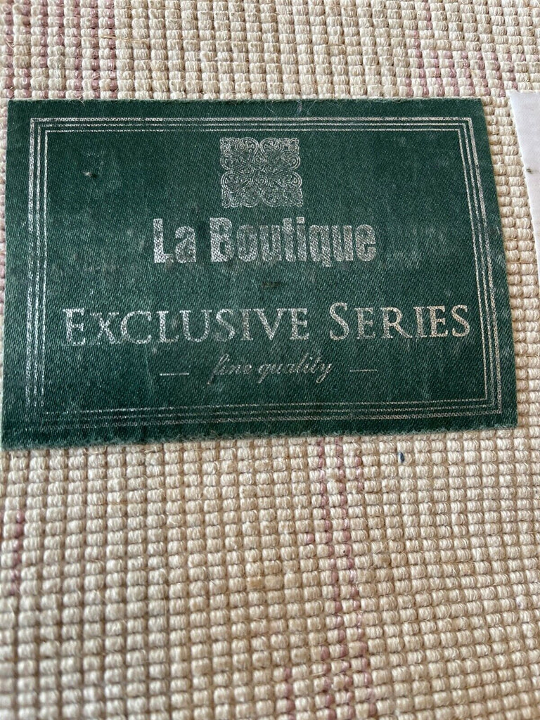 Unused Katherine Carnaby Vintage Pink rug 200cm by 290cm rrp £1600