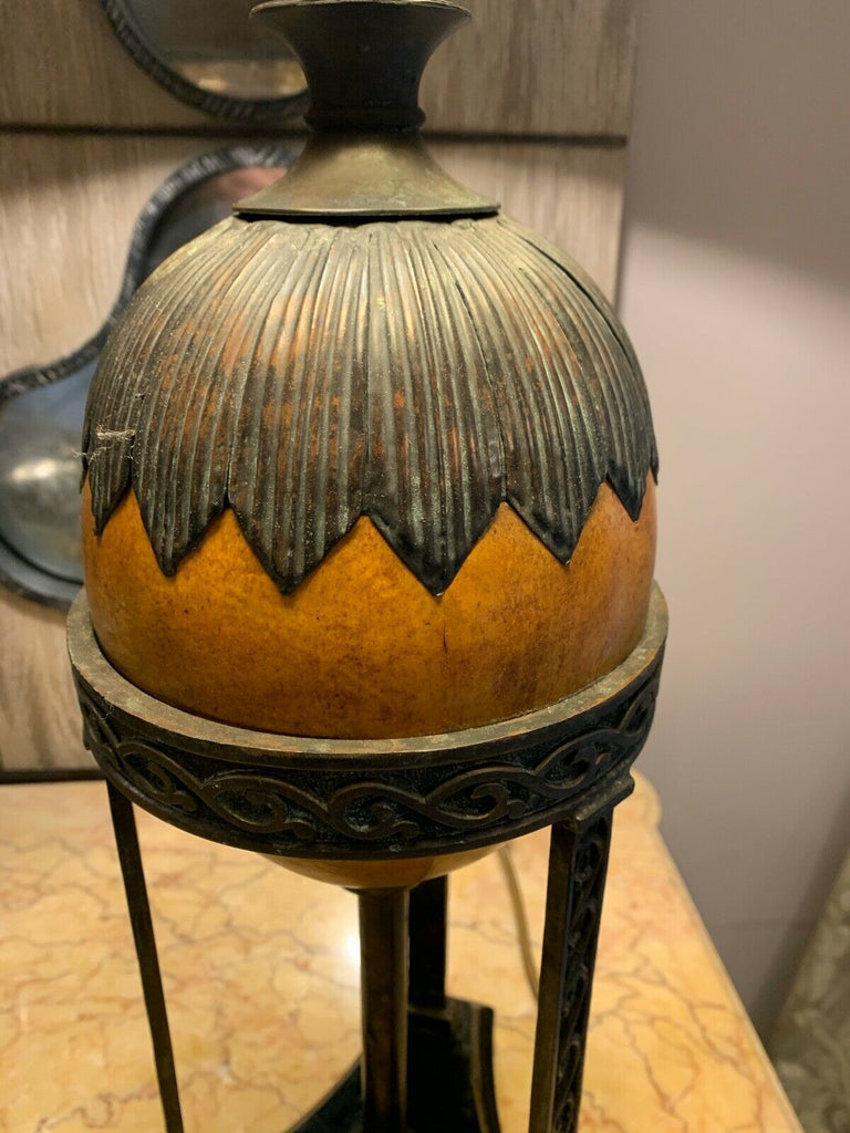 Impressive Maitland Smith Large table lamp, leather and metallic shade