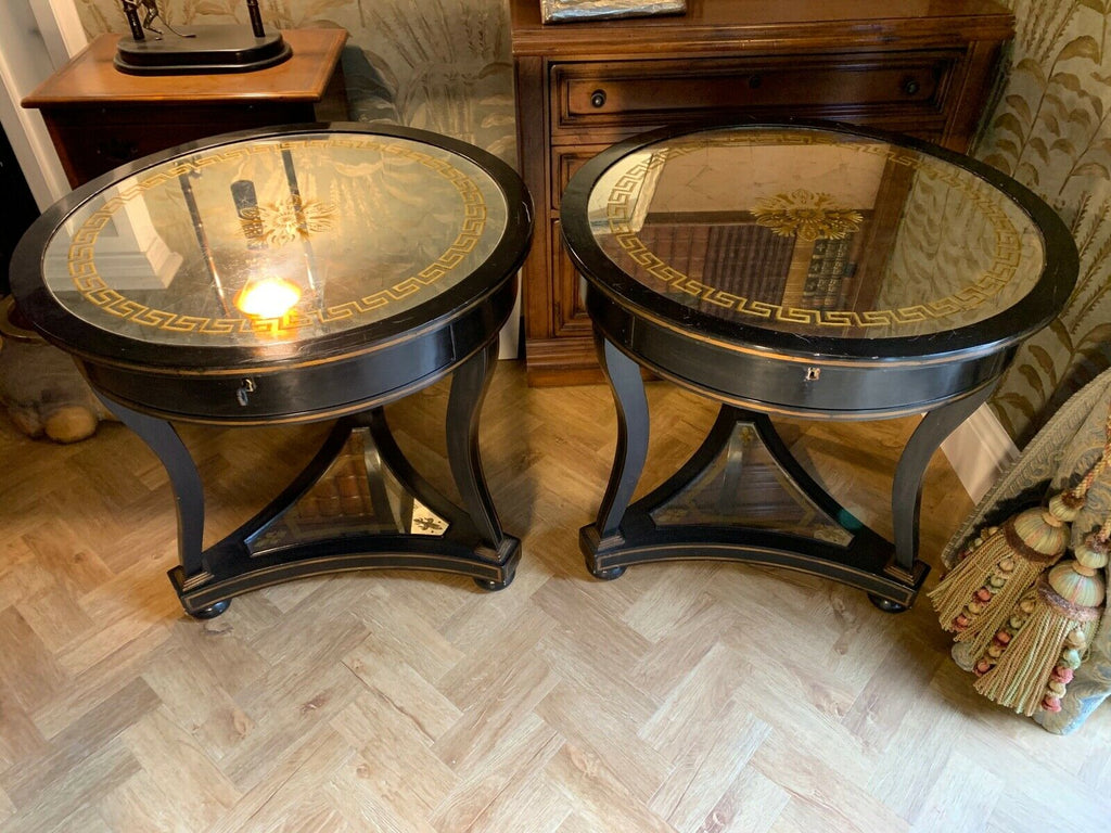 SUPRB John Richard Fine furnishing round Eglomise side table rrp £3200. B