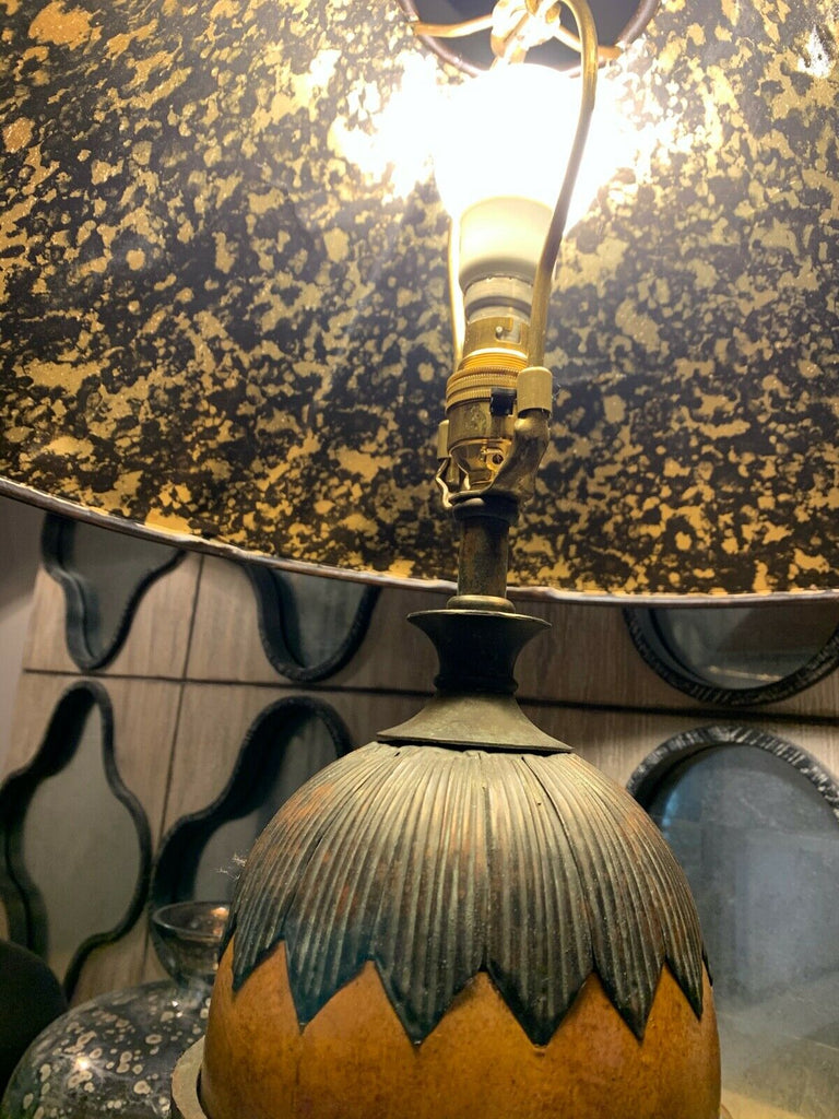 Impressive Maitland Smith Large table lamp, leather and metallic shade