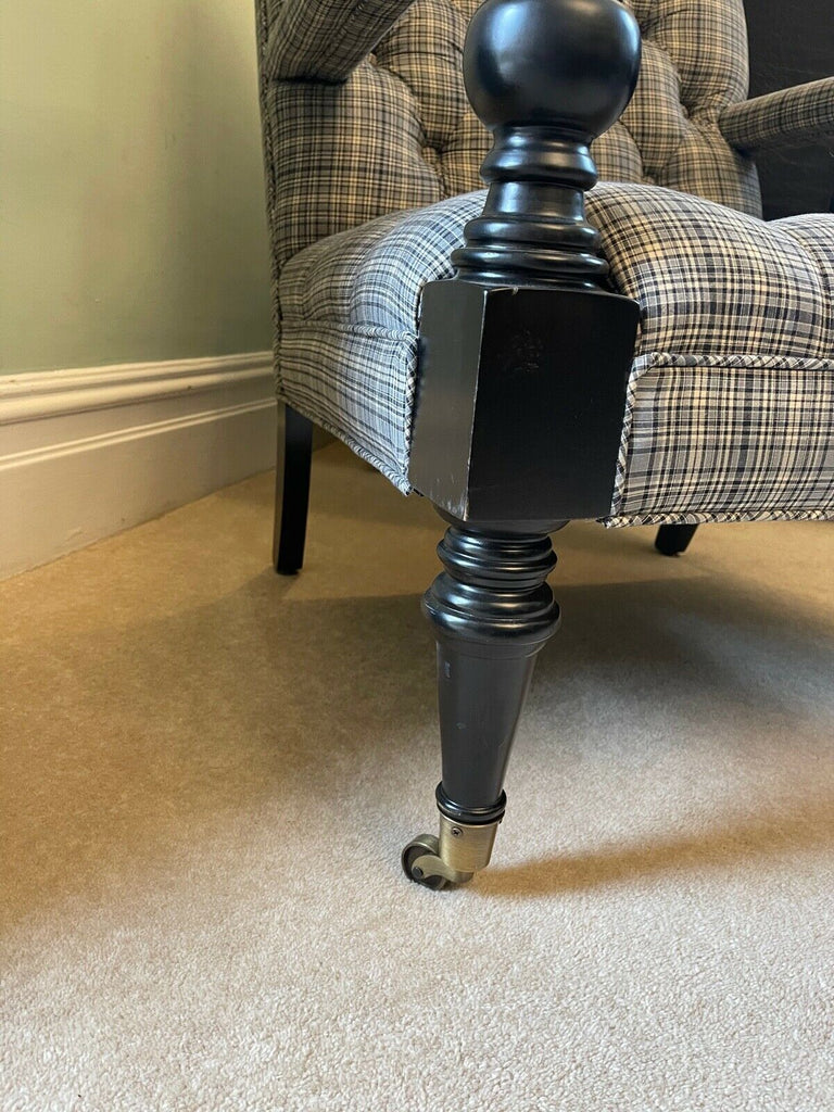 Superb Top quality Checked Nantukker library armchair, 1 available