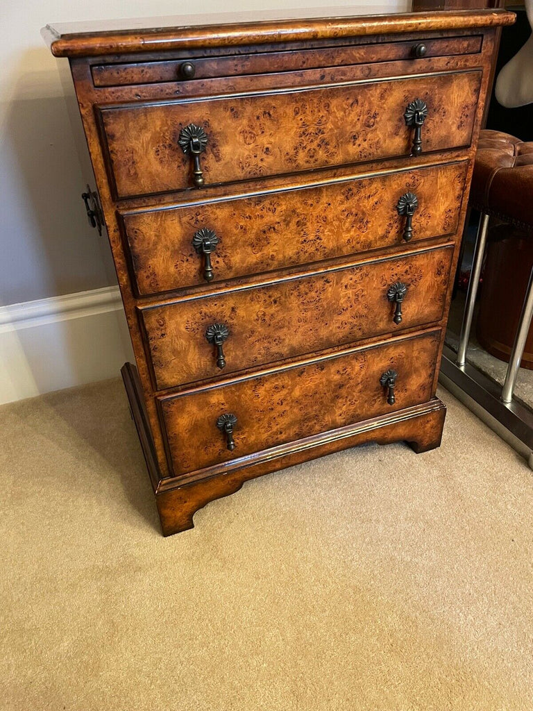 Spectacular Theodore Alexander large bedside. lamp chest of drawers rrp £3200