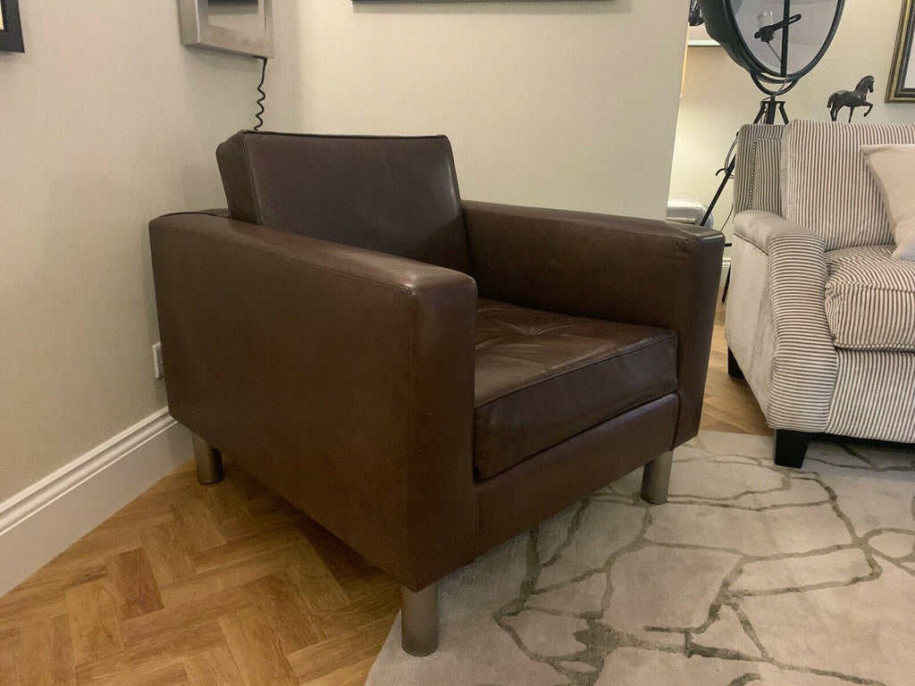 Superb Ralph Lauren Brown leather lounge armchair 2 available