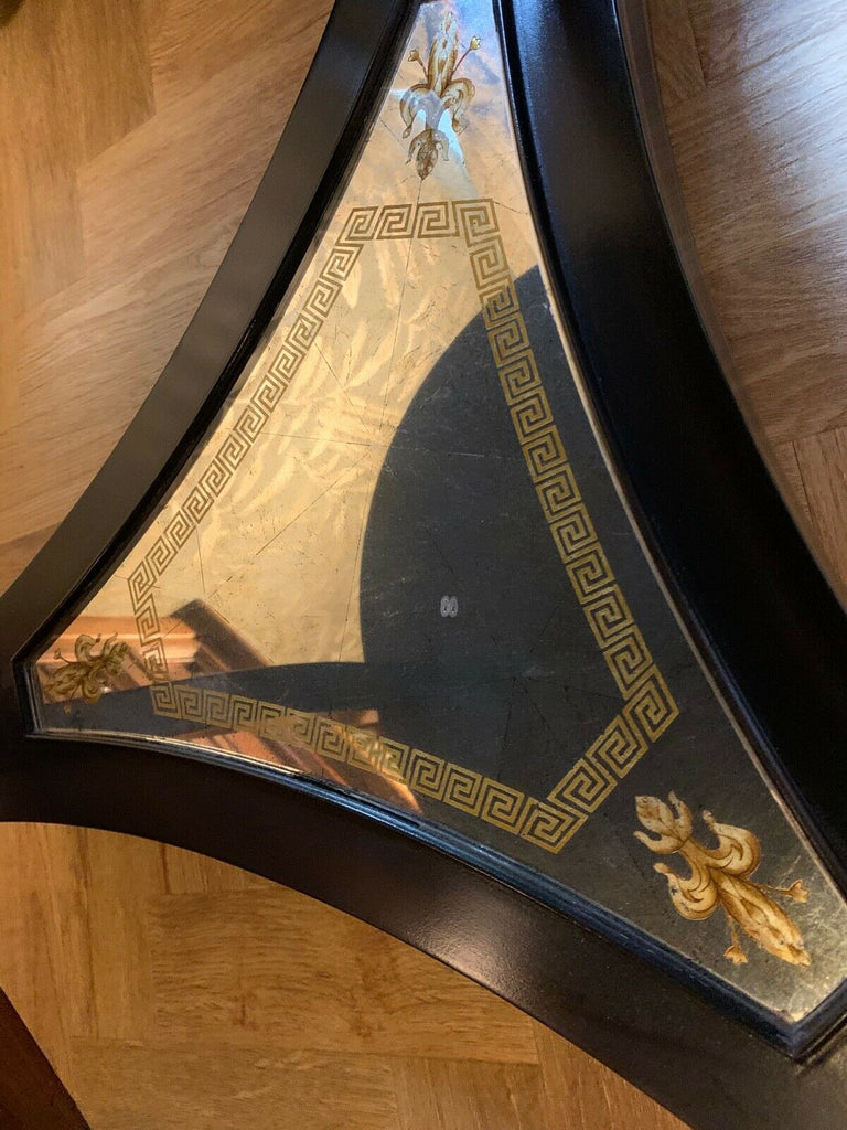 SUPRB John Richard Fine furnishing round Eglomise side table rrp £3200. A