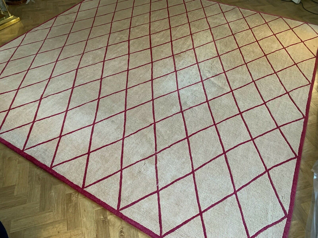 The Rug Company Cream & Red Damascus Diamond Trellis rug rrp £5950