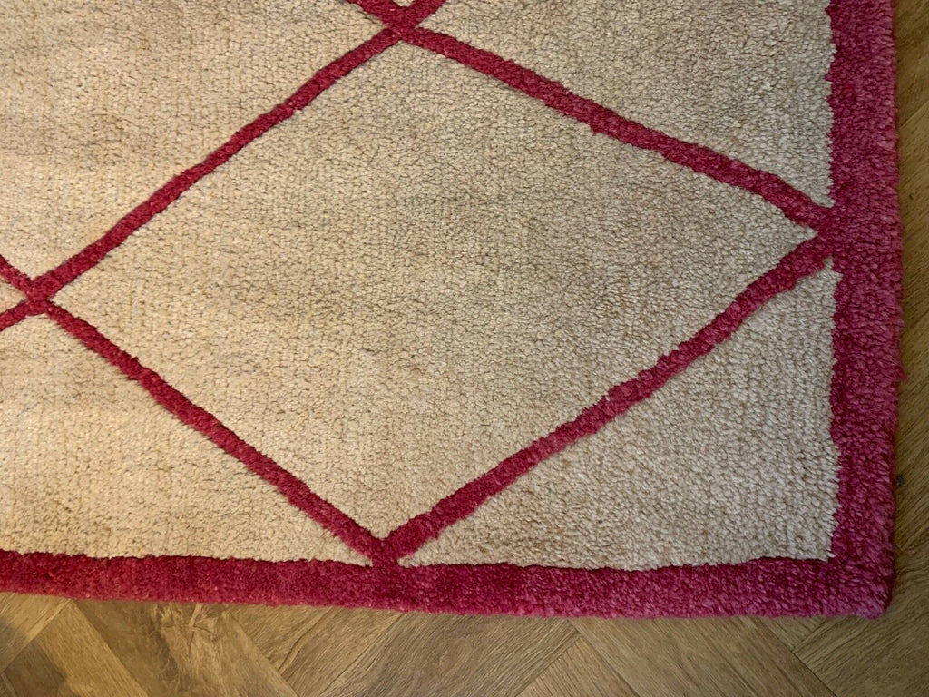 The Rug Company Cream & Red Damascus Diamond Trellis rug rrp £5950
