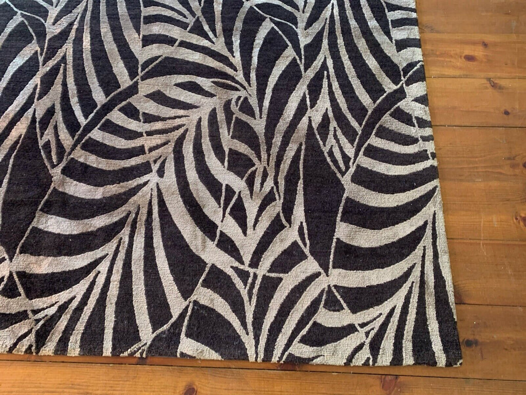 Bazaar Velvet Handmade wool & Silk rug carpet 368cm by 274cm rrp £8000