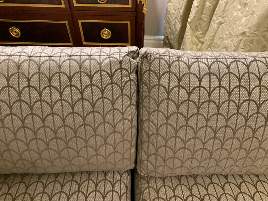 Ex Showhome Minotti Italian taupe/ mauve corer sofa settee rrp £15,500