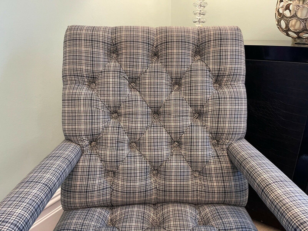 Superb Top quality Checked Nantukker library armchair, 1 available