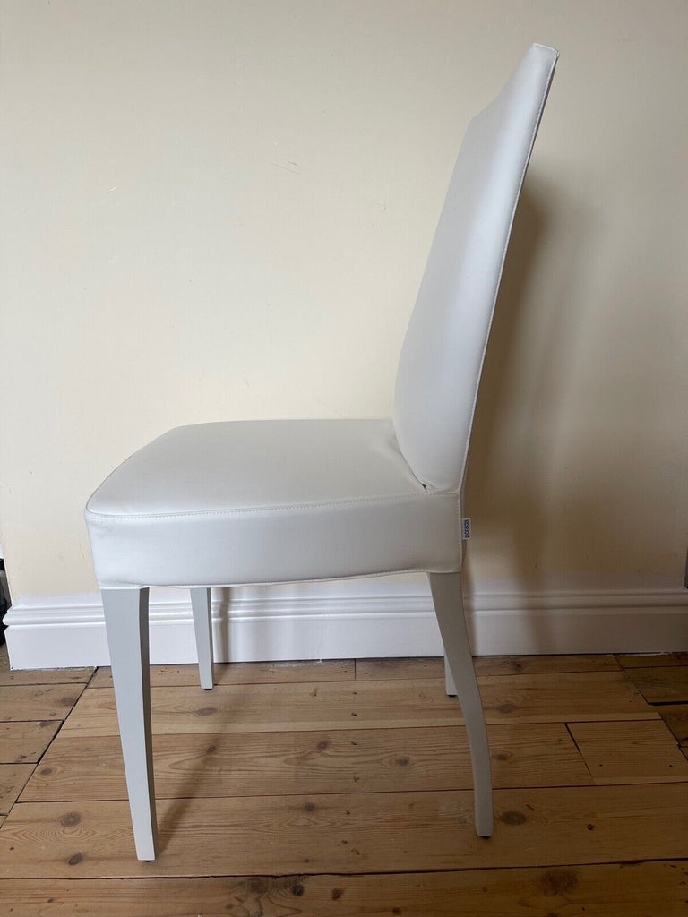 Ex Display Porada Infinity Dining table & 12 Porada leather chairs rrp £24,500