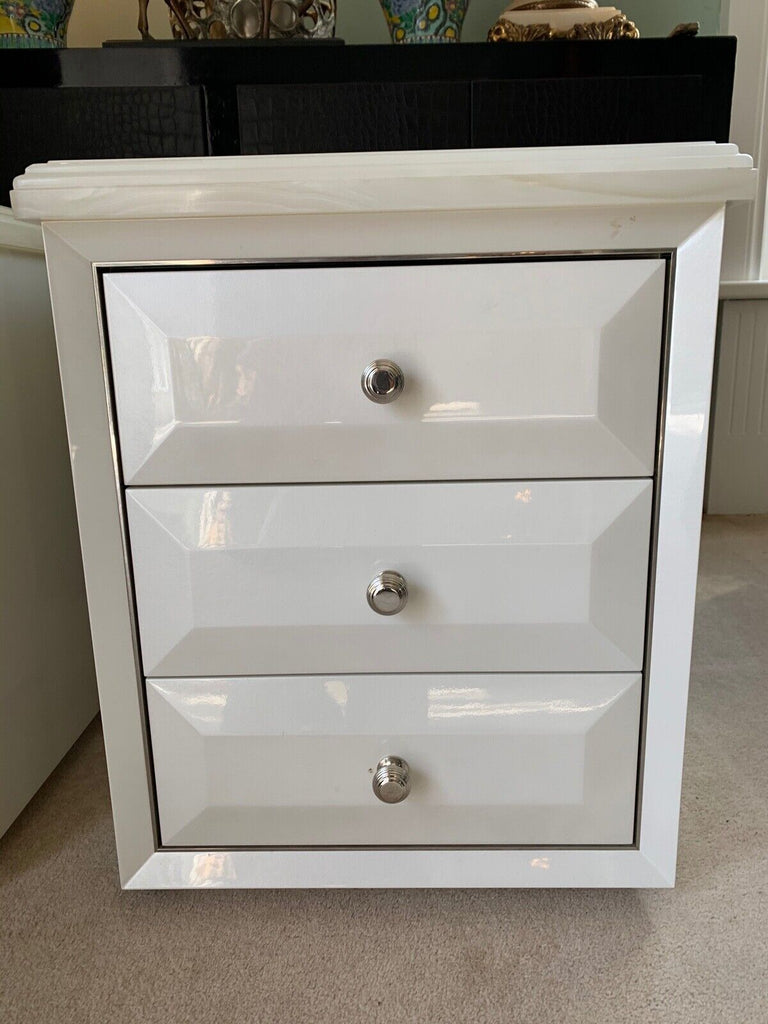 Bill Cleyndert & Company White Marble pearlized pair of bedside chest rrp£30,000